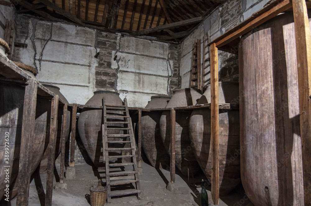 Fototapeta premium Antigua bodega, Orgaz, Toledo, Castilla la Mancha, España