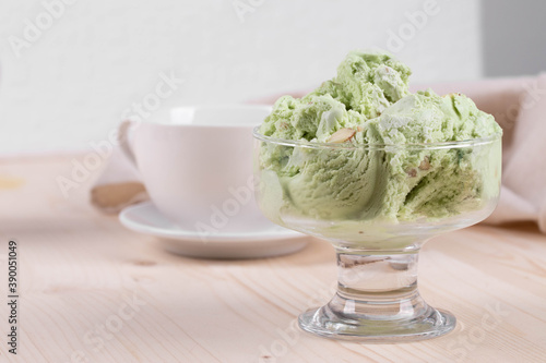 pistachio ice cream