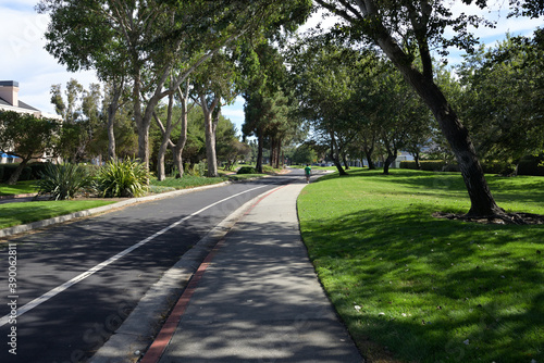 アメリカの計画住宅地：レッドウッド・ショアーズの街並み