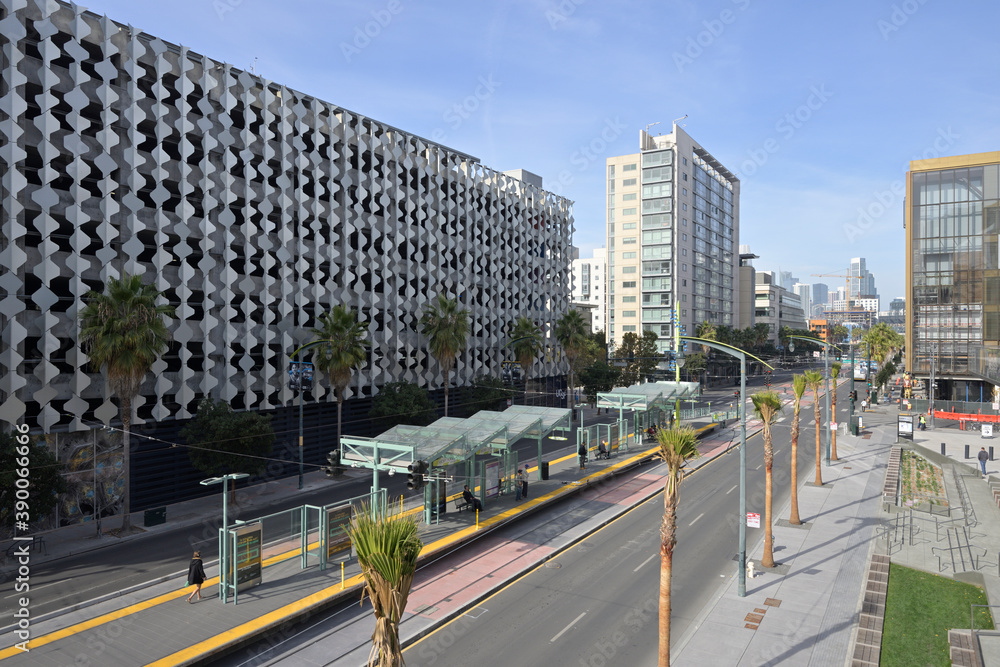 Obraz premium サンフランシスコ東部のウォーターフロント再開発：ミッション・ベイ