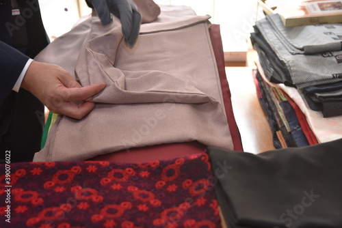 Foto A business that provides a visit service for buying second-hand goods