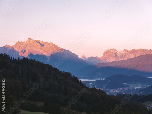 Alpenglühen in Berchtesgaden, Bayern