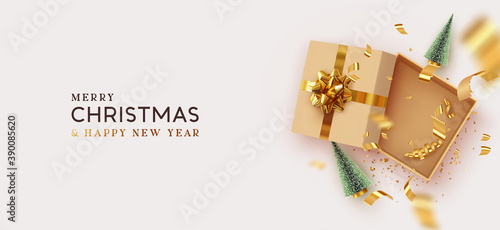 Christmas and New Year's gift. Empty Open gift box template. Xmas design Realistic decorative objects. Sale banner, surprise poster, flyer and brochure. mock up holiday. Vector flat lay, top view