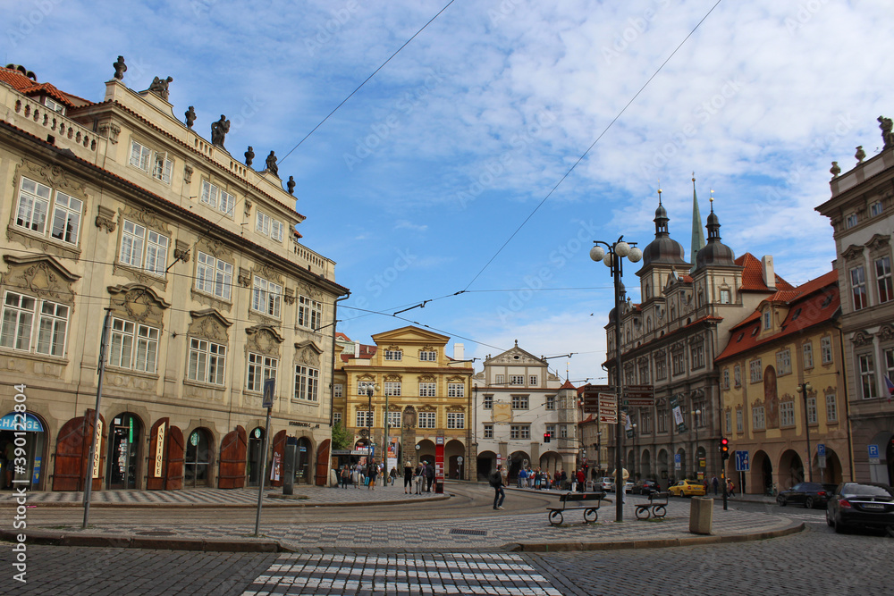 Fototapeta premium Square near St. Nicholas Church in Mala Strana (Lesser Town), in Prague, Czech Republic.