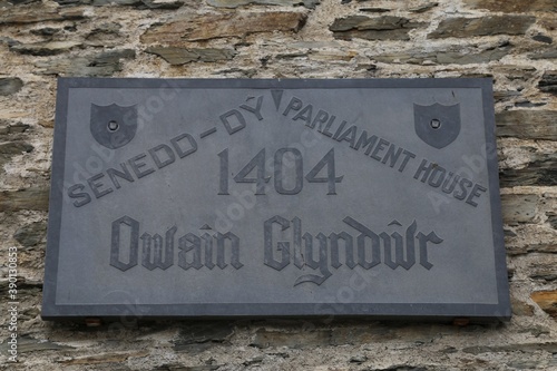 A plaque commemorating Owain Glyndwr, a Welsh Ruler and last native Welshman to hold the title of Prince of Wales. photo