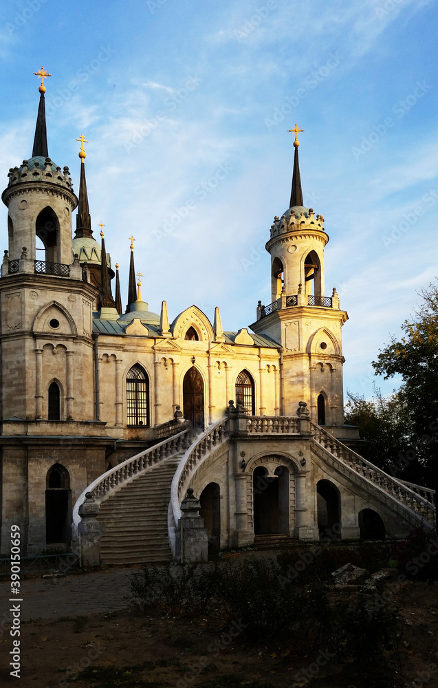 Church of the Vladimir icon of the mother of God in the Bykovo estate. View of the Church at sunset in autumn. Church of the Vladimir icon of the mother of God in the Bykovo estate. View of the Church at sunset in autumn.