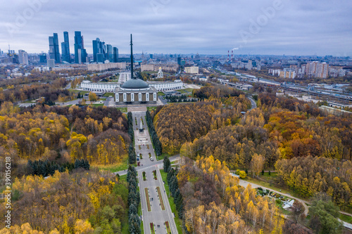 panoramic view of the autumn park in the city from the height of the drone © константин константи