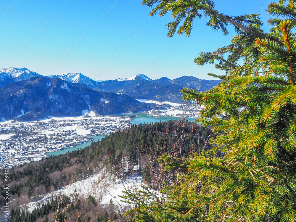 Winterwandern am Tegernsee - Blick vom Riederstein
