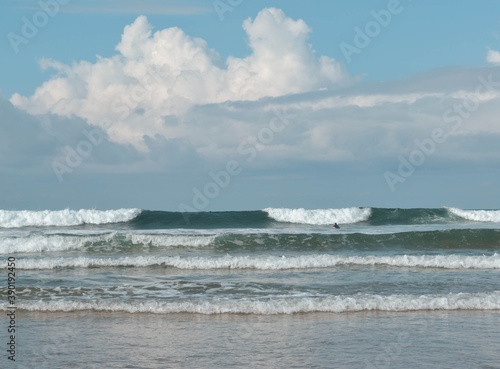 Schulterhohe Welle in Nordspanien © Nadine