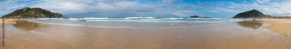 Panorâmica da Praia do Santinho, Florianópolis, praia tropical, Santa Catarina, Brasil, florianopolis Panorâmica da Praia do Santinho, Florianópolis, praia tropical, Santa Catarina, Brasil, florianopolis