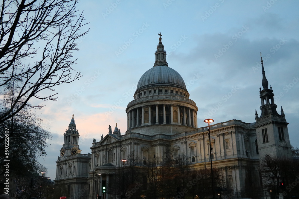 Wintertime at Saint Paul´s Cathedral in London, England