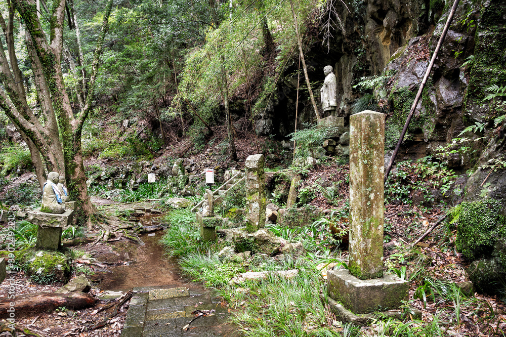Obraz premium Scene at Mount Horaiji in Shinshiro in Aichi, Japan