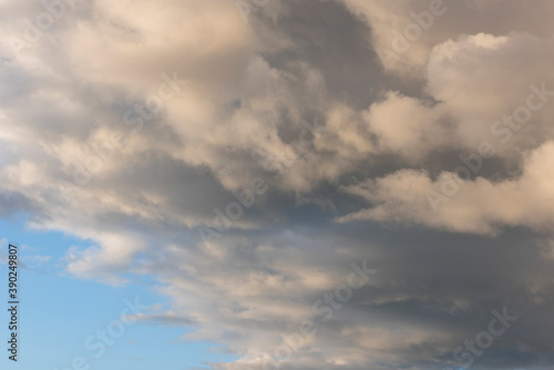 Fototapeta Naklejka Na Ścianę i Meble -  Blue sky and clouds. Sunset view.