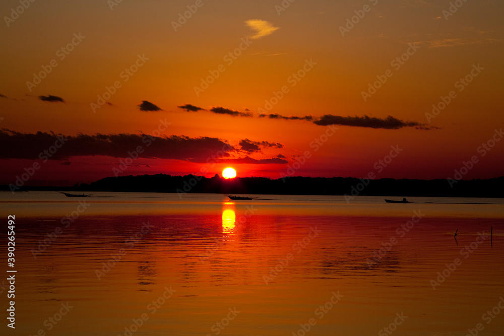 Naklejka premium 霞ヶ浦の夕日