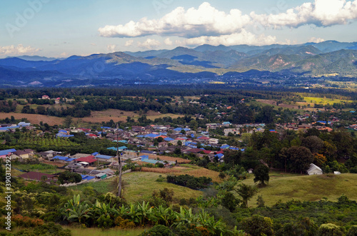 Thailand - Viewpoint of Chinese Village near Pai © Brunnell