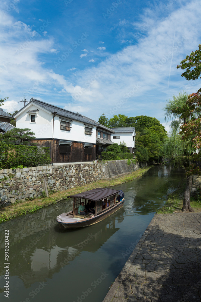 Obraz premium 八幡堀と屋形船