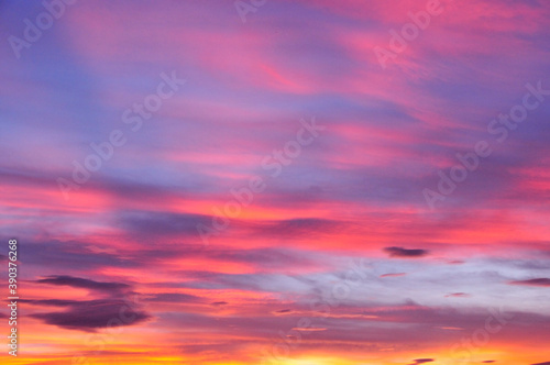 夕焼け雲 © Paylessimages