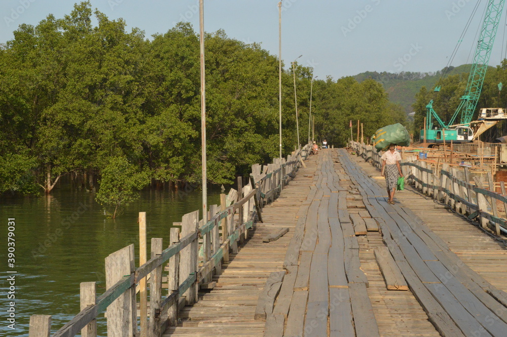 Φωτογραφία The beautiful islands and beaches of Southern Myanmar / Burma around Kawthaung i