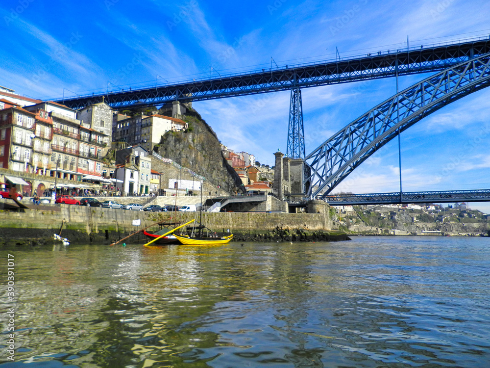 Fototapeta premium Lovely corners of the city of Porto in Portugal