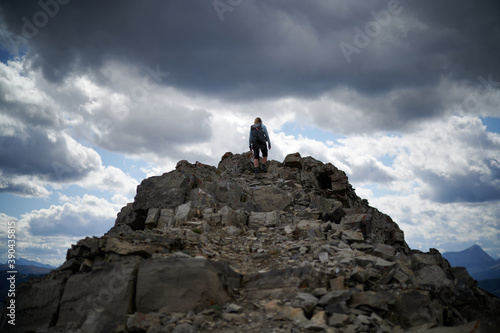 Fototapeta Naklejka Na Ścianę i Meble -  Climbing to a mountain peak, Kananaskis, Alberta, Canada
