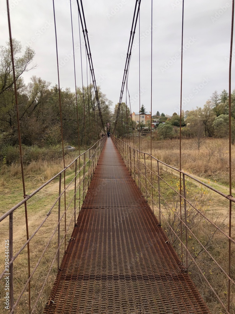 Obraz premium bridge over the river