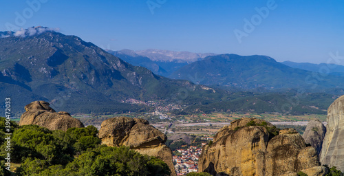 Panoramic view of mountainous landscapes and rock formations in Meteora, Thessaly, Greece © Jack Krier