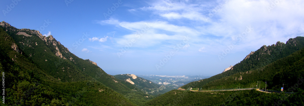 Fototapeta premium panorama of the mountains