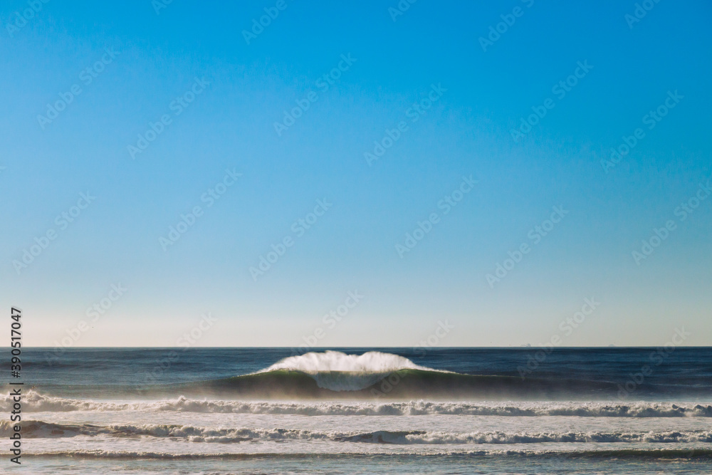 Big Waves Breaks in Northern California near San Francisco Big Waves Breaks in Northern California near San Francisco