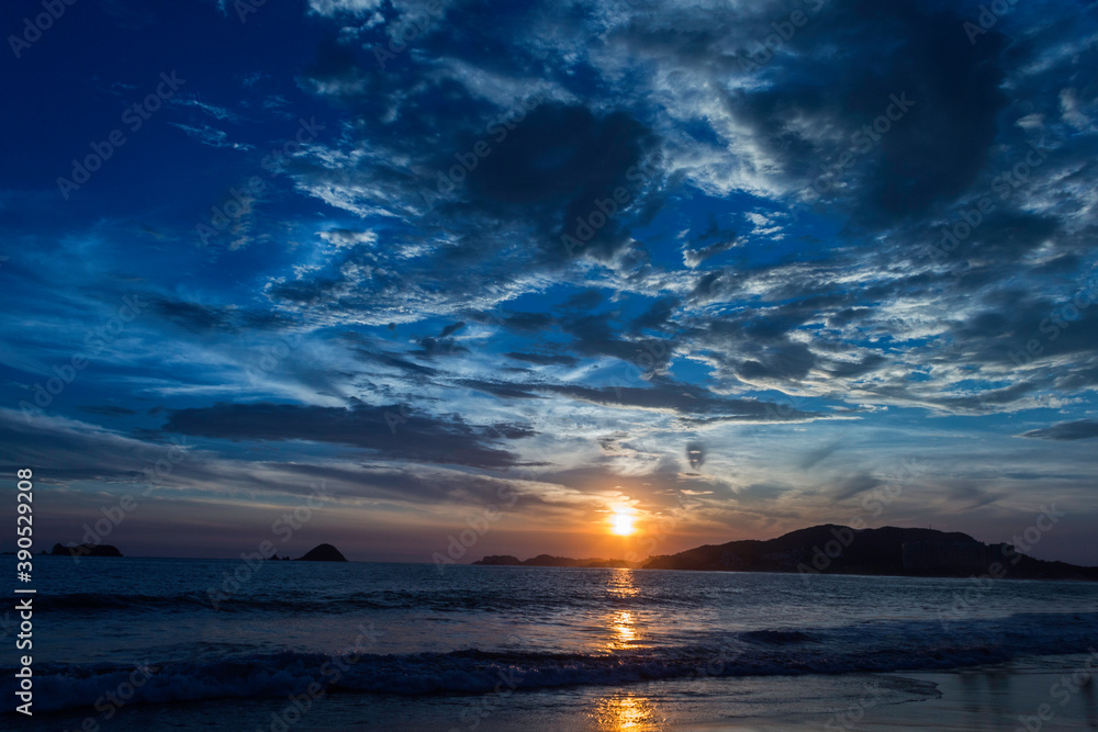 Obraz premium Atardecer Azul