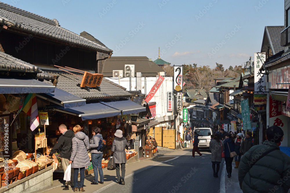 Obraz premium 成田山表参道・門前町