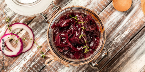 Photos Red onion marmalade jam, confiture, chutney with wine and thyme, Delicious sauce