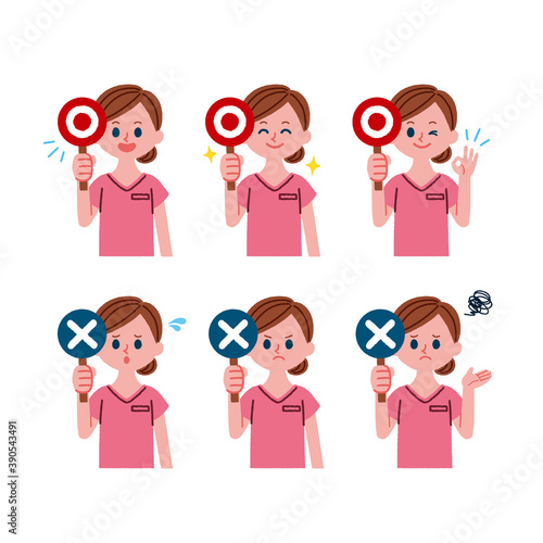 マルバツ札を持った歯科助手のイラスト素材