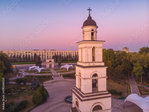Obraz na płótnie The triumphal arch from Chisinau, Moldova 2020 w salonie