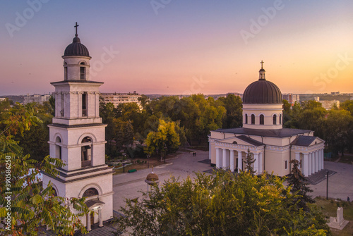 Obraz na płótnie The triumphal arch from Chisinau, Moldova 2020 w salonie