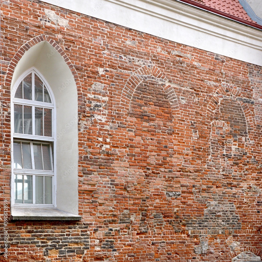 Fototapeta premium Gdańsk – Kościół św. Ducha – zamurowane okna gotyckie