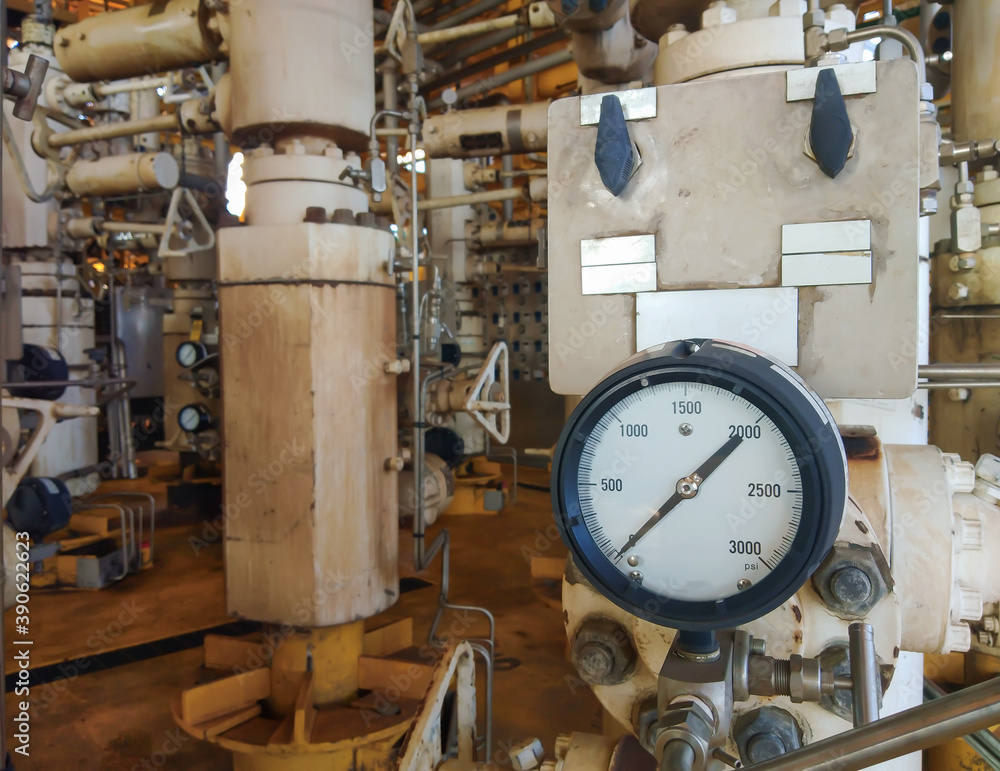 Pressure gauge for monitoring measure pressure production process, Oil and gas or petroleum,Offshore energy and petroleum industry is major of the world
