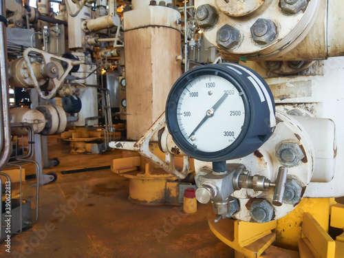 Pressure gauge for monitoring measure pressure production process, Oil and gas or petroleum,Offshore energy and petroleum industry is major of the world