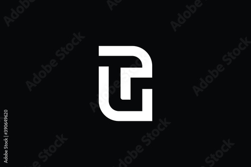 PL logo letter design on luxury background. LP logo monogram initials letter concept. PL icon logo design. LP elegant and Professional letter icon design on black background. P L LP PL