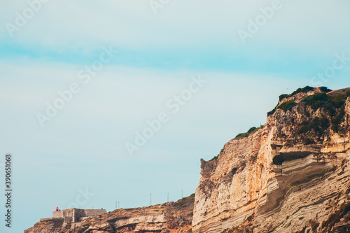 Rochas na Praia da Nazaré 