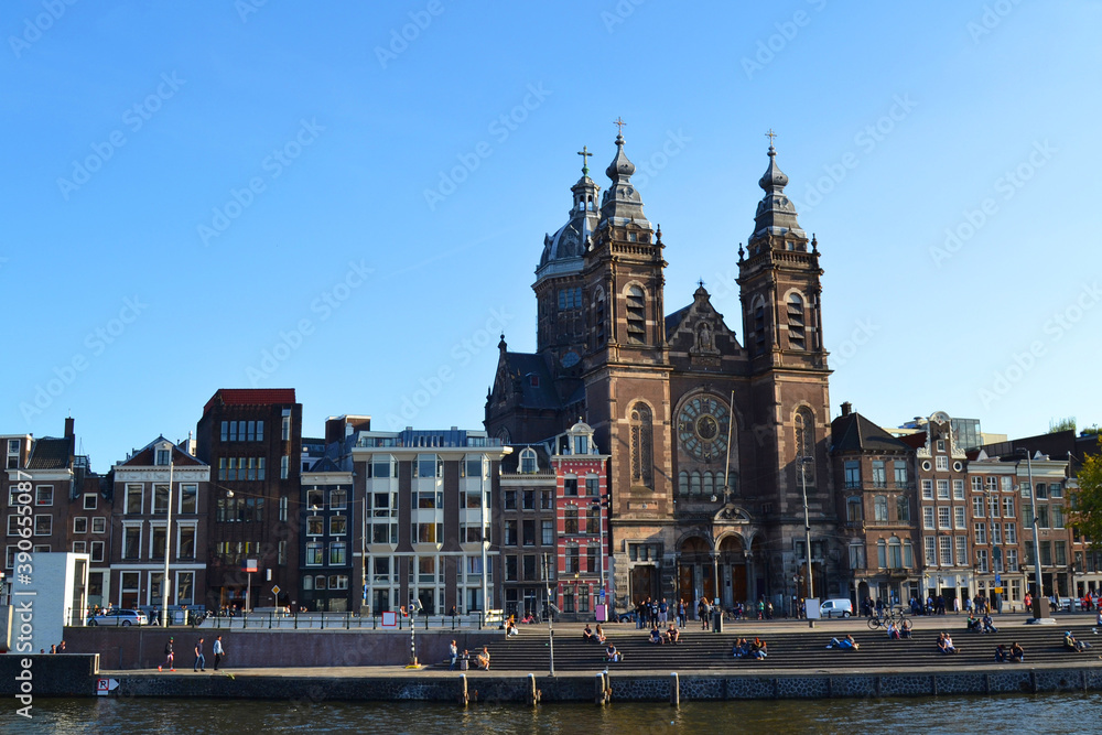 Fototapeta premium Basilica of St. Nicholas in Amsterdam, The Netherlands. Cityscape in summer time.