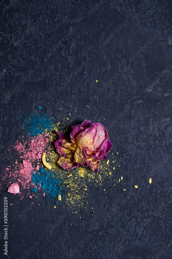 roses and colored powder