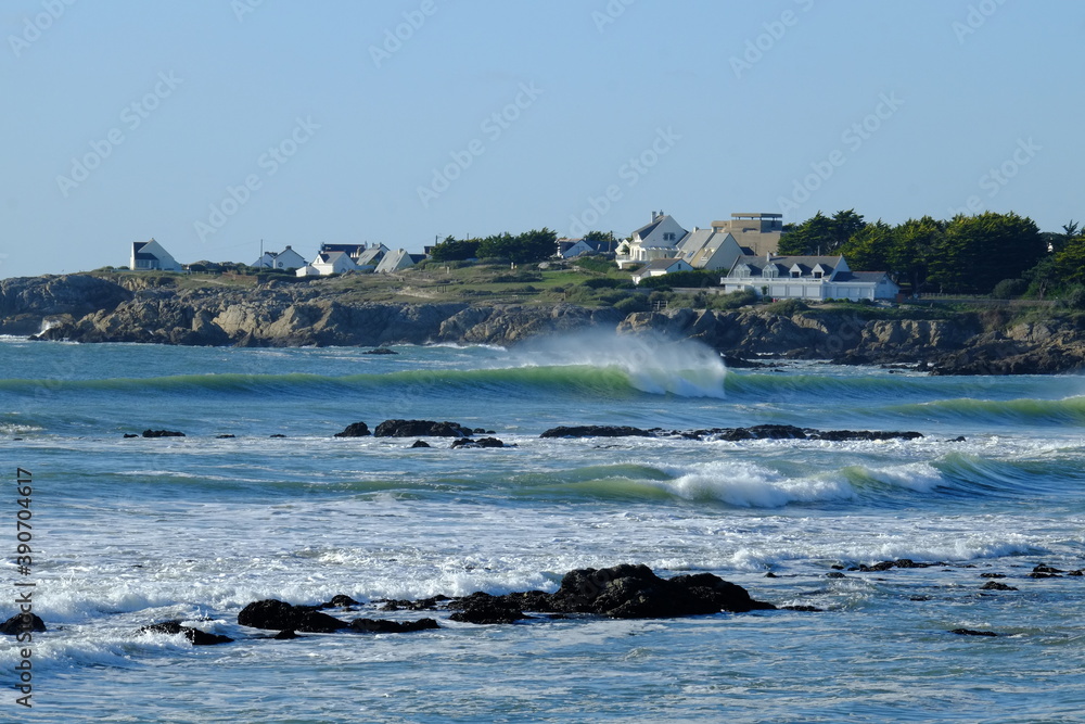 A nice wave in the west of France at Batz sur mer.