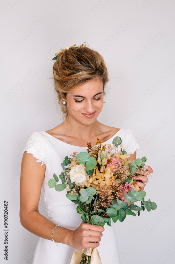Bride to be married with bouquet of flowers Bride to be married with bouquet of flowers