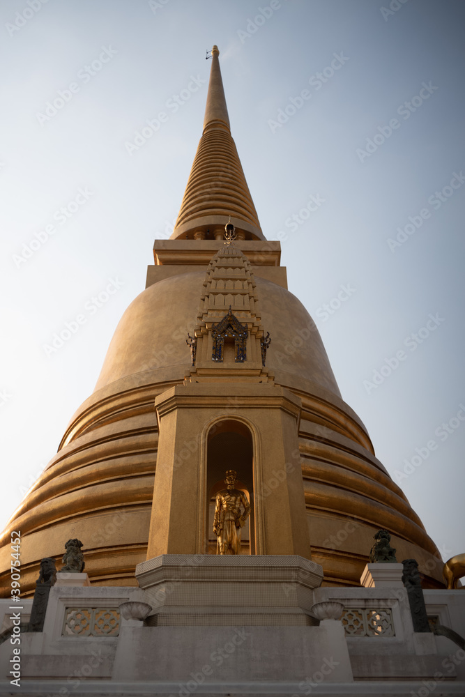 Royal Temples for Meditation Royal Temples for Meditation
