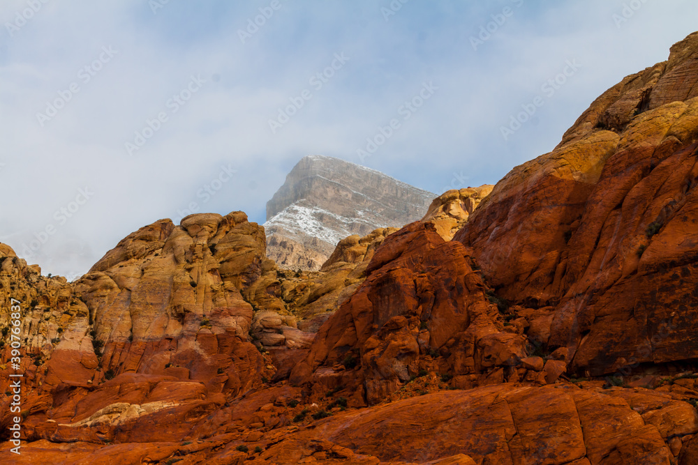 Turtlehead Peak Rises Above The Aztec Sandstone Slickrock of The Calico Hills, Red Rock Canyon NCA, Las Vegas, USA