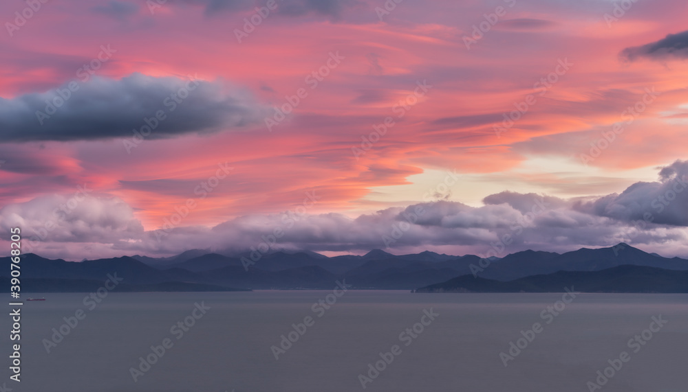 Fototapeta premium Kamchatka, a magnificent sunset over Avacha Bay