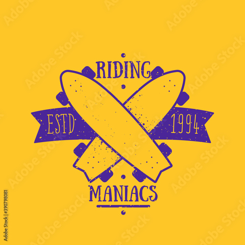 vintage t-shirt print with crossed longboards