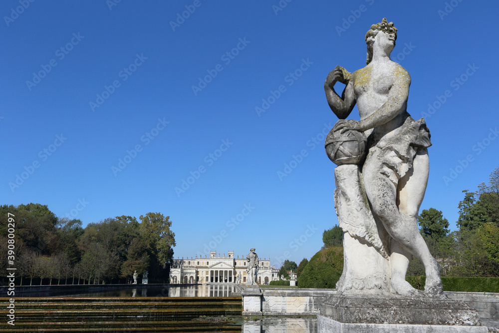 Obraz premium Villa Pisani, unesco world heritage in Italy