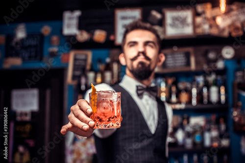 Εκτύπωση καμβά Charismatic bartending surprises with its skill bar visitors at the night club