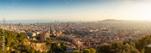 Φωτογραφία Panorama sunset over Barcelona from Bunkers del Carmel